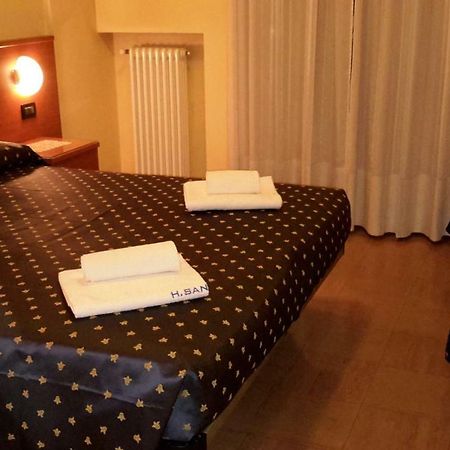 ויטוריו ונטו Hotel Sanson מראה חיצוני תמונה