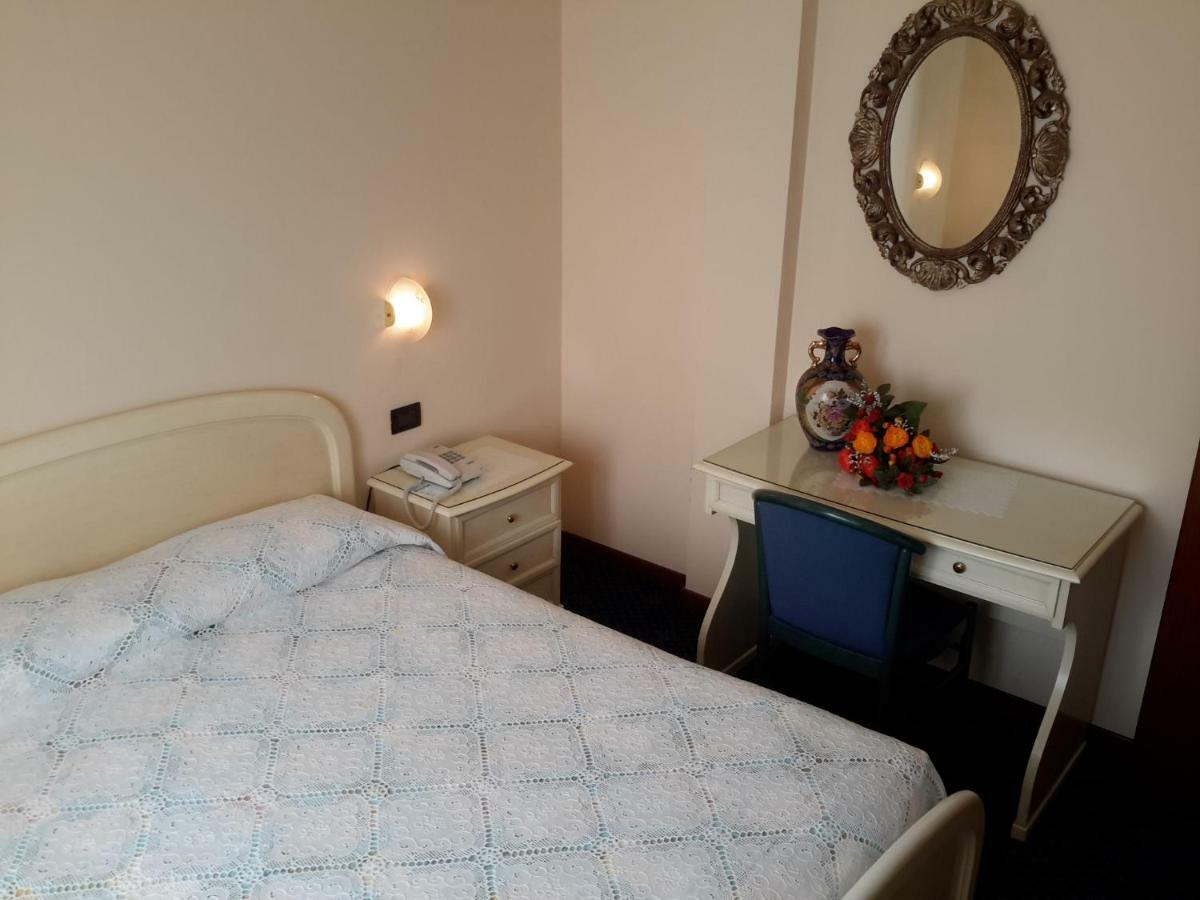 ויטוריו ונטו Hotel Sanson מראה חיצוני תמונה