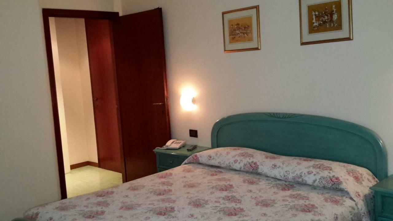 ויטוריו ונטו Hotel Sanson מראה חיצוני תמונה